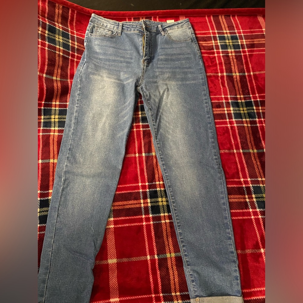 Cuffed jeans